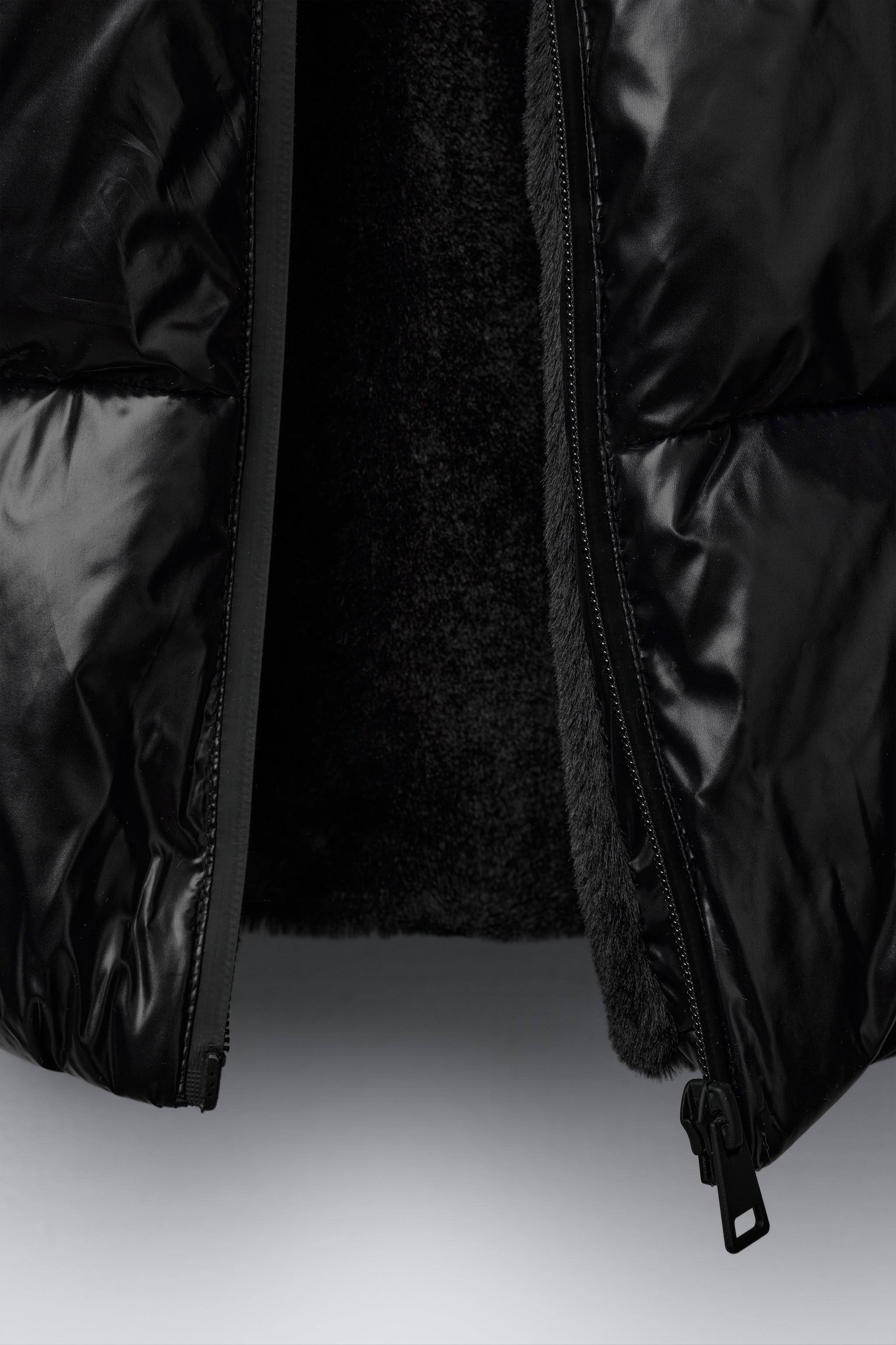 SHINY HOODED PUFFER JACKET WITH FAUX FUR LINING